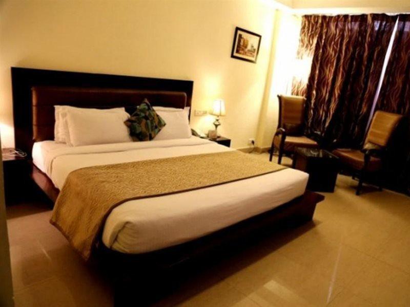 Hotel Eqbal Inn Patiāla Extérieur photo