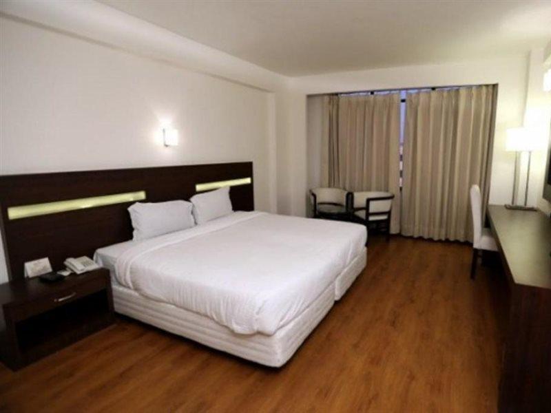 Hotel Eqbal Inn Patiāla Extérieur photo